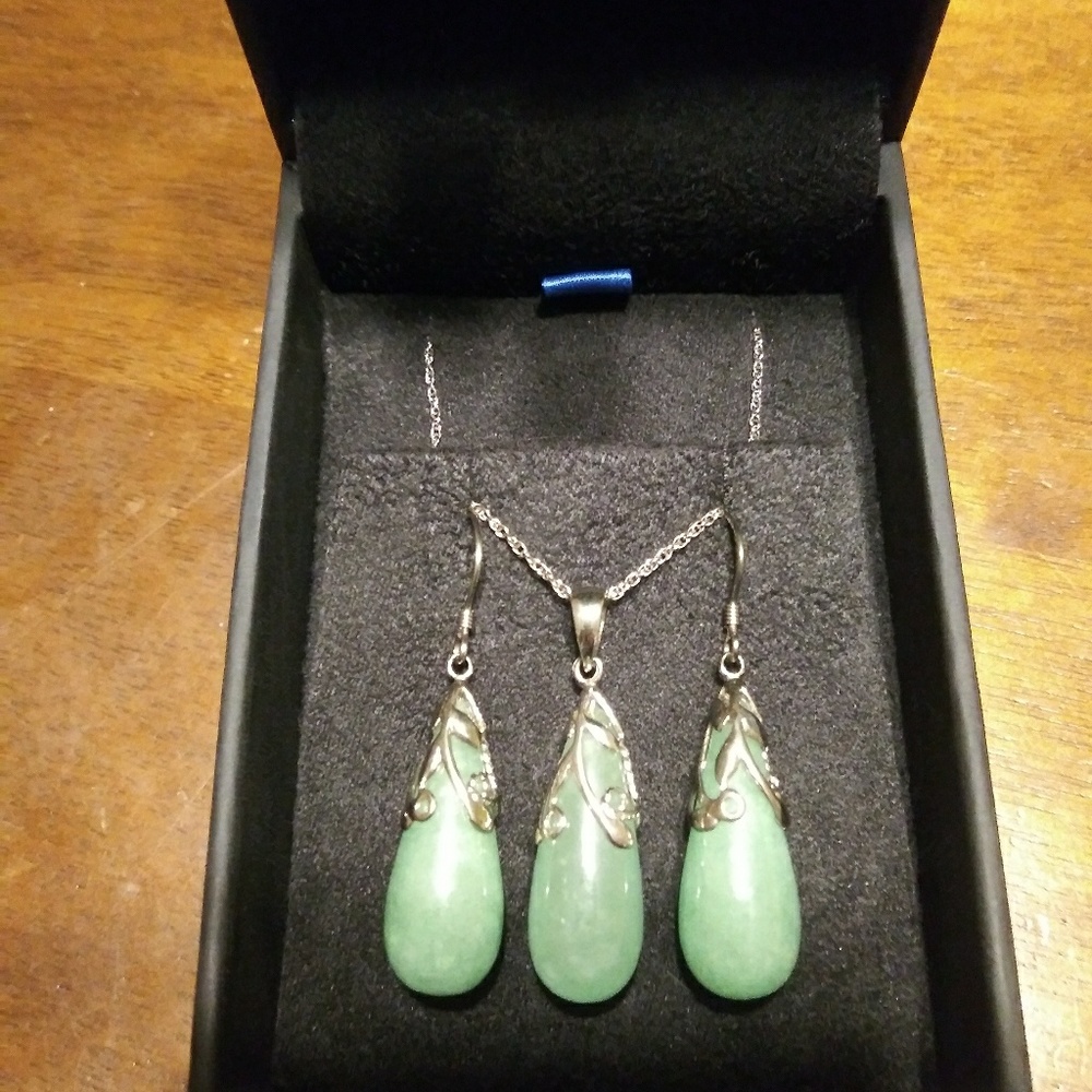 Jade and Silver necklace and earring set